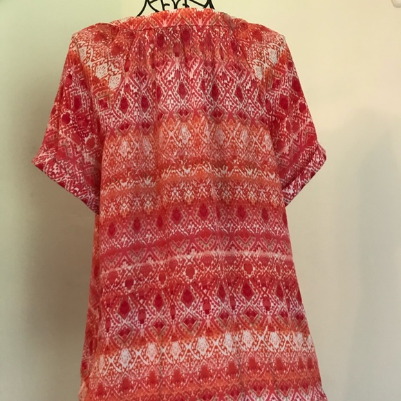 Beautiful Pinks & Reds Patterned Top - Picture 6 of 6